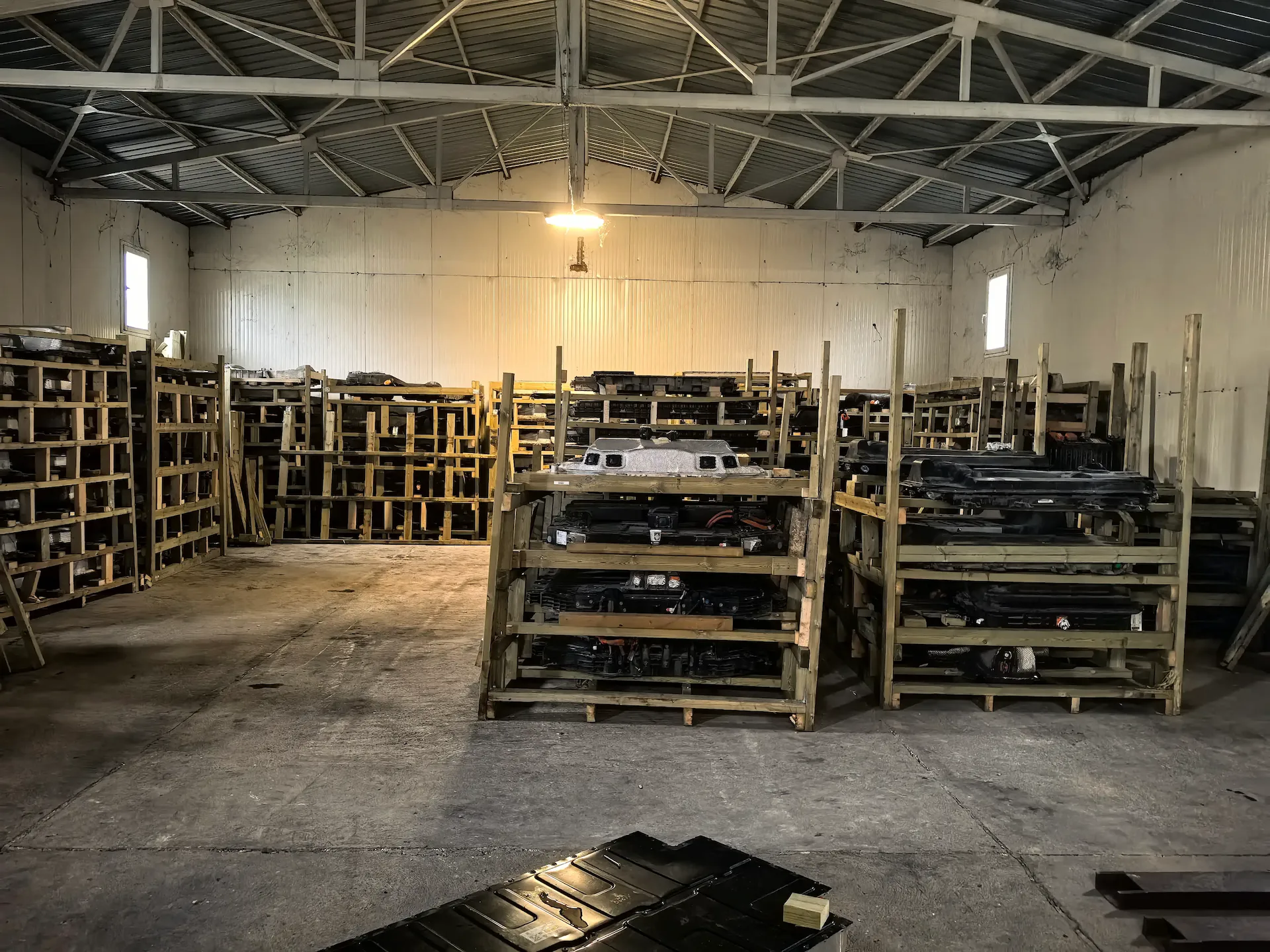 Centru Logistic Baterii EV